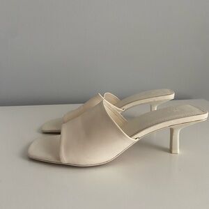 Low heel cream off white ivory sandals H&M size 38